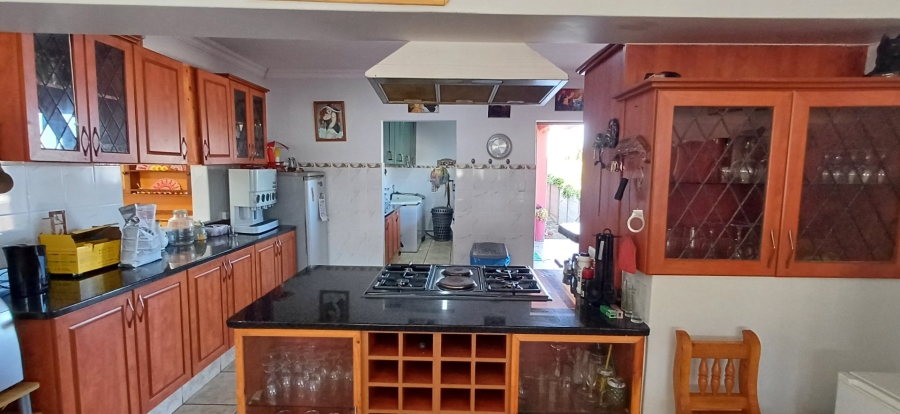 3 Bedroom Property for Sale in Dana Bay Western Cape